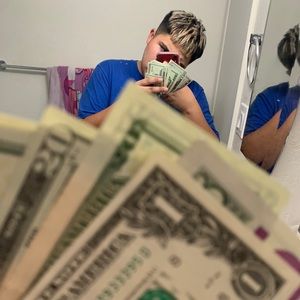 Meet your Posher, Cesar